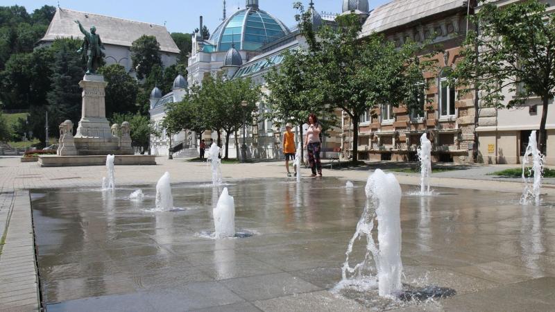 Jövő év végéig lezárják az Erzsébet tér egyik szegletét, ami a termelői vásárt is érinteni fogja.