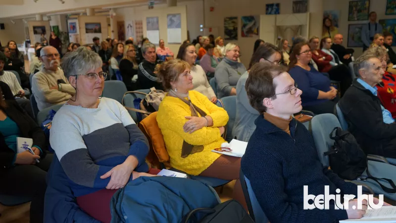 Békés vármegyében különleges közművelődési szakmai napot tartottak a Csabagyöngyében, ahol a résztvevők gazdag program keretében osztották meg tapasztalataikat és ötleteiket.