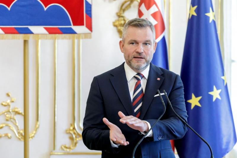 Az államfő hivatalosan is ráhelyezte a nevét az alkotmánymódosításra.